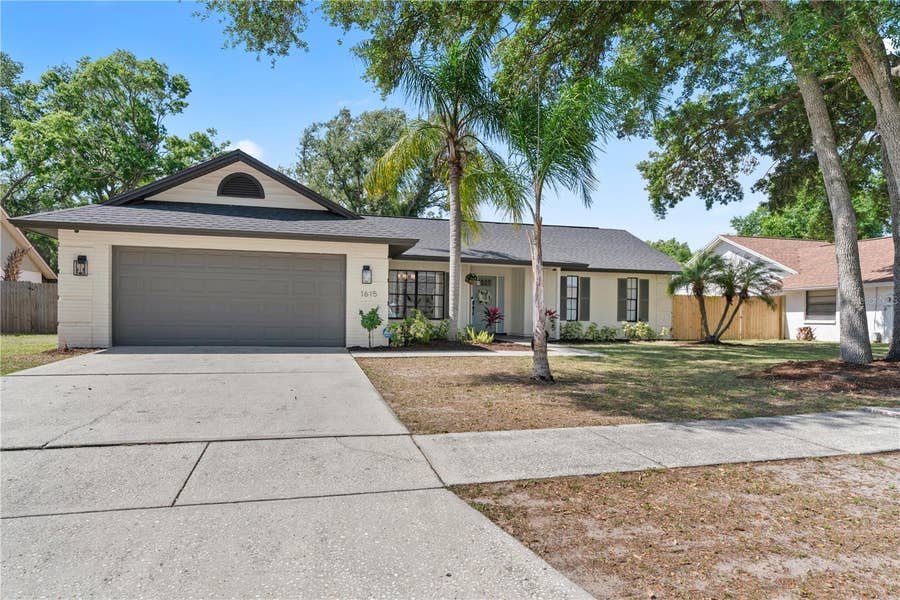 Property photo for 1615 DAWNRIDGE COURT, Brandon, FL