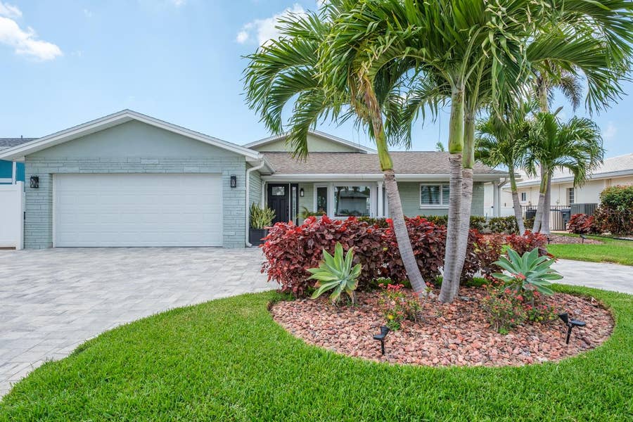 Property photo for 11400 8TH STREET E, Treasure Island, FL