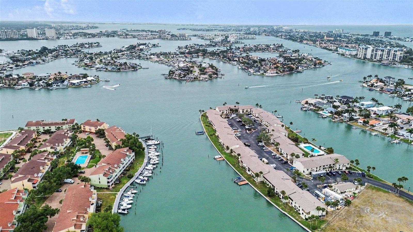 546 PLAZA SEVILLE COURT, #85, Treasure Island, FL 33706 546 PLAZA SEVILLE COURT, #85, Treasure Island, FL 33706