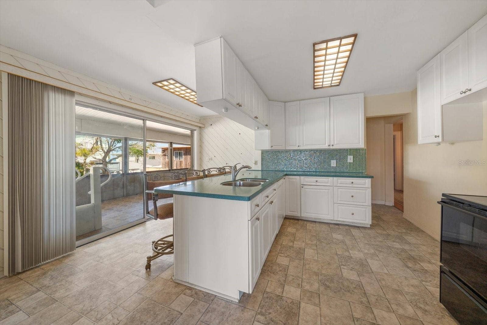 40 77TH AVENUE, Treasure Island, FL 33706 40 77TH AVENUE, Treasure Island, FL 33706