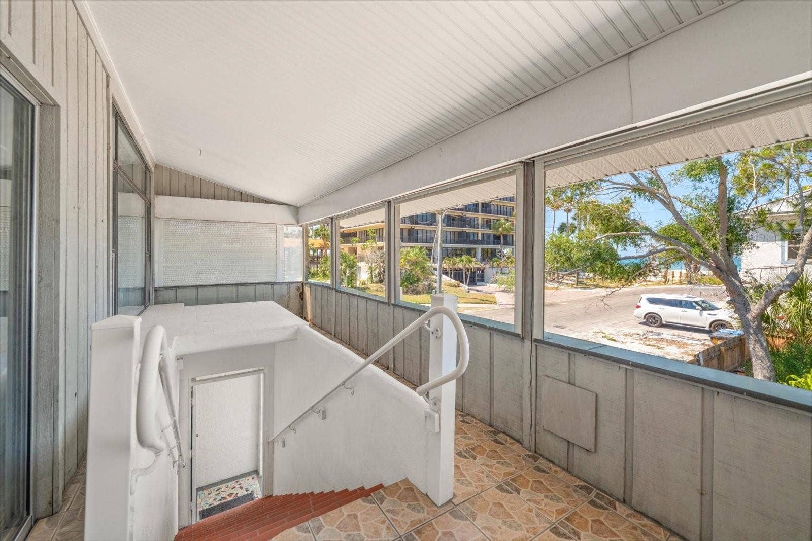 40 77TH AVENUE, Treasure Island, FL 33706 40 77TH AVENUE, Treasure Island, FL 33706
