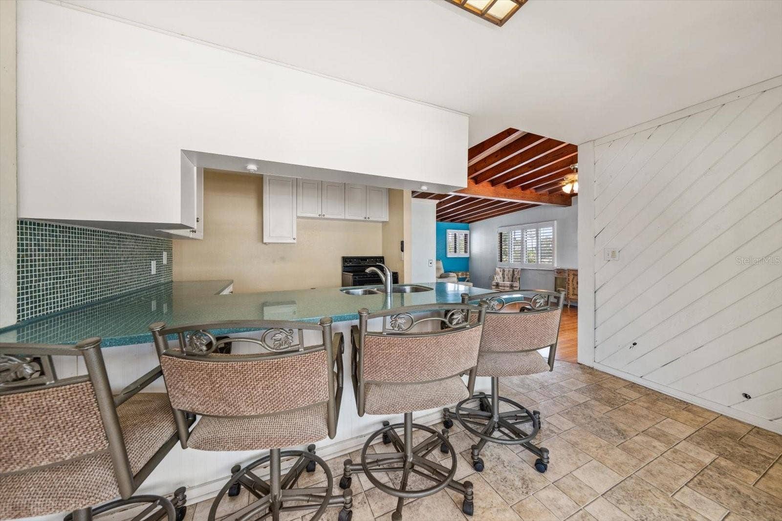 40 77TH AVENUE, Treasure Island, FL 33706 40 77TH AVENUE, Treasure Island, FL 33706