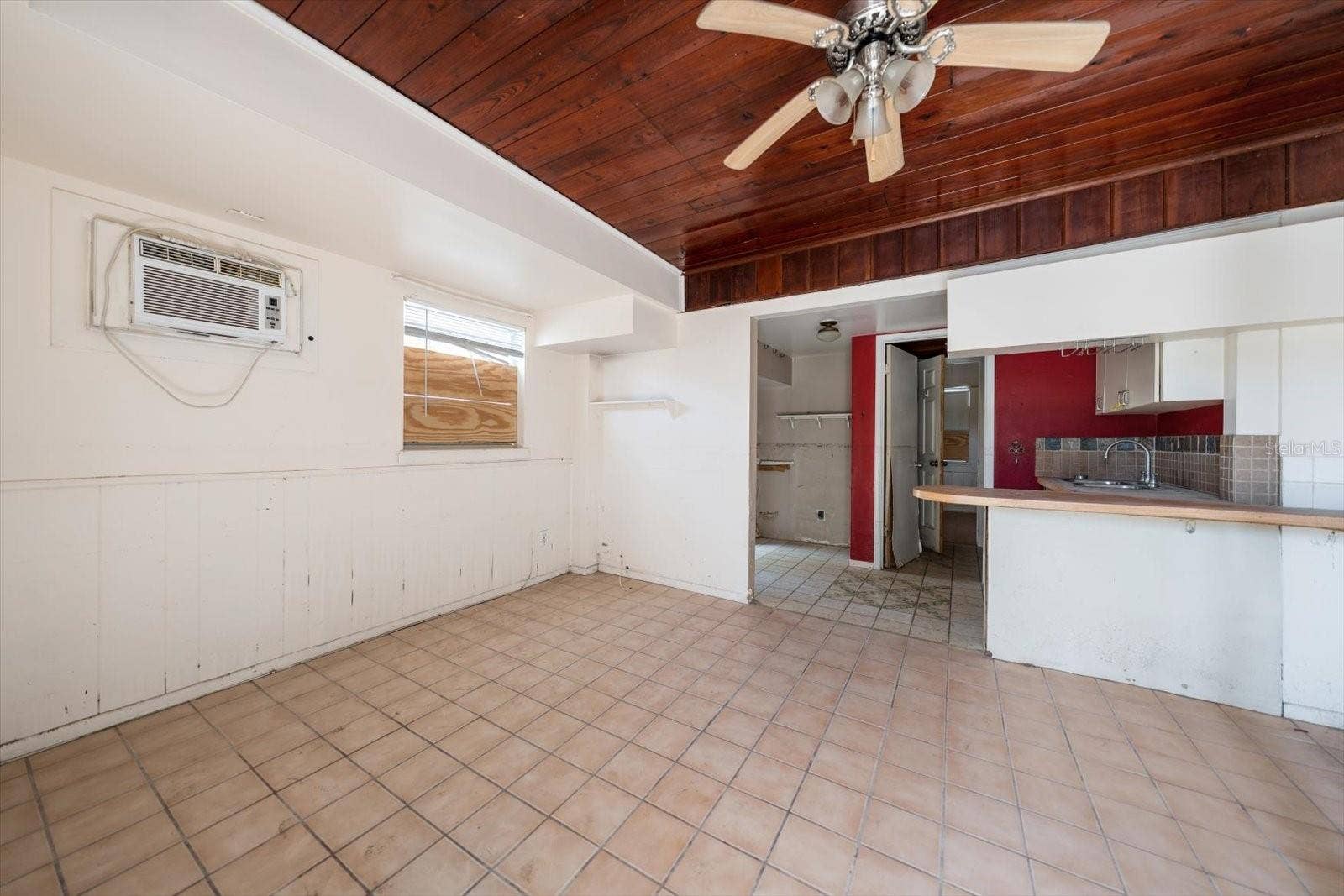 40 77TH AVENUE, Treasure Island, FL 33706 40 77TH AVENUE, Treasure Island, FL 33706