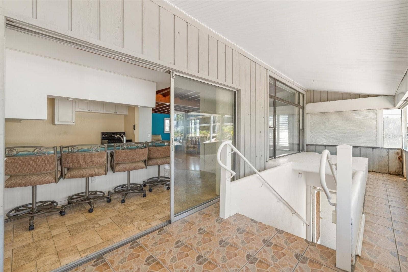 40 77TH AVENUE, Treasure Island, FL 33706 40 77TH AVENUE, Treasure Island, FL 33706