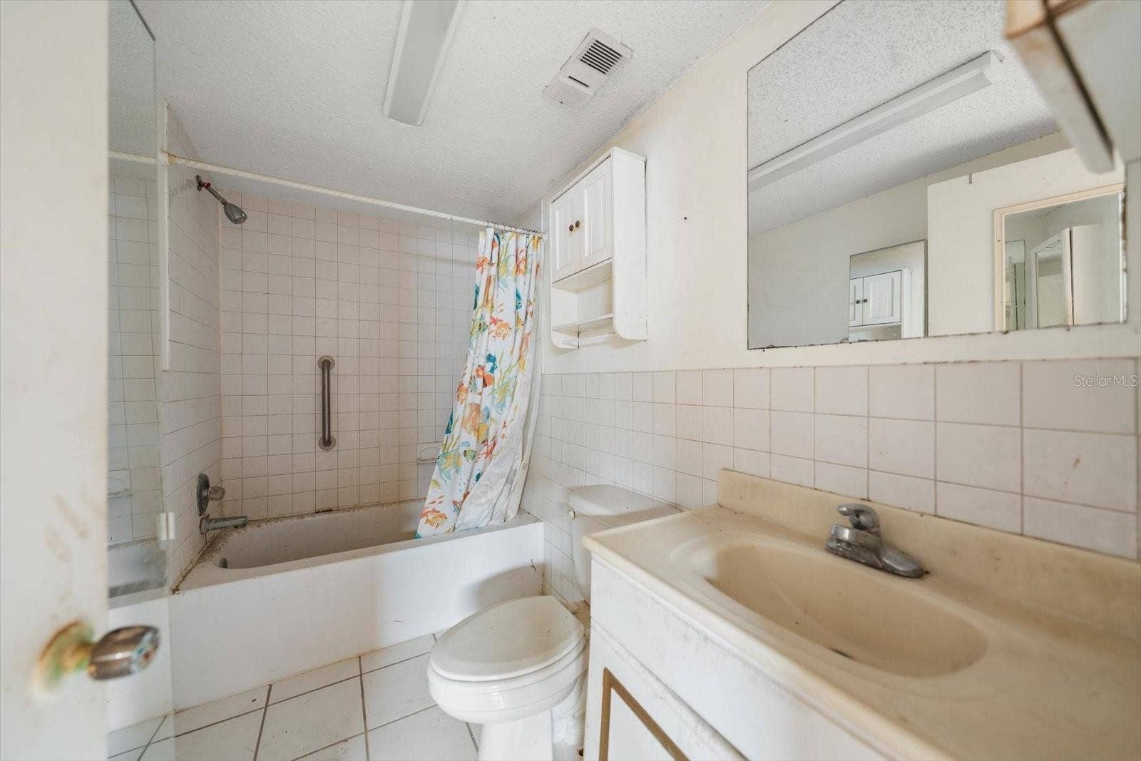 40 77TH AVENUE, Treasure Island, FL 33706 40 77TH AVENUE, Treasure Island, FL 33706