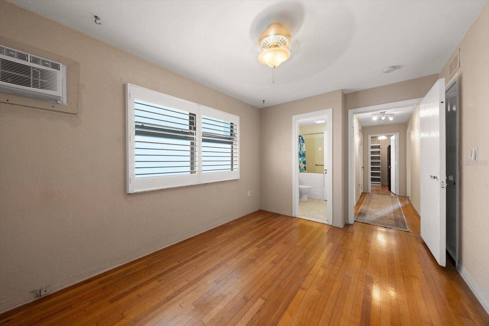 40 77TH AVENUE, Treasure Island, FL 33706 40 77TH AVENUE, Treasure Island, FL 33706