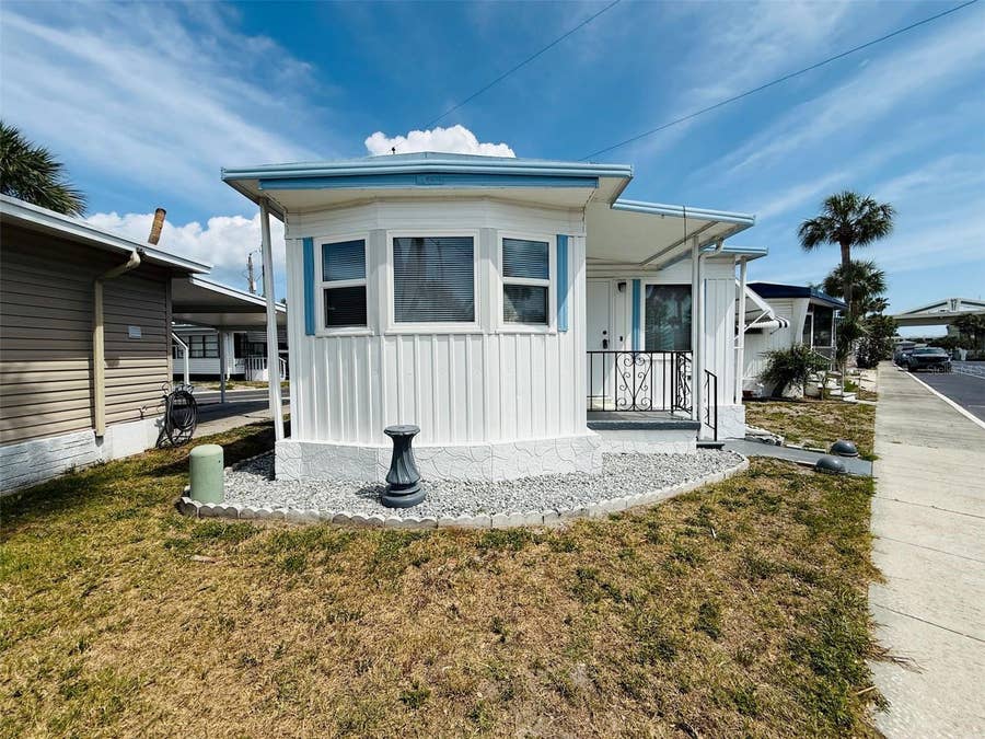 Property photo for 4851 W GANDY BOULEVARD, #B7L13, Tampa, FL