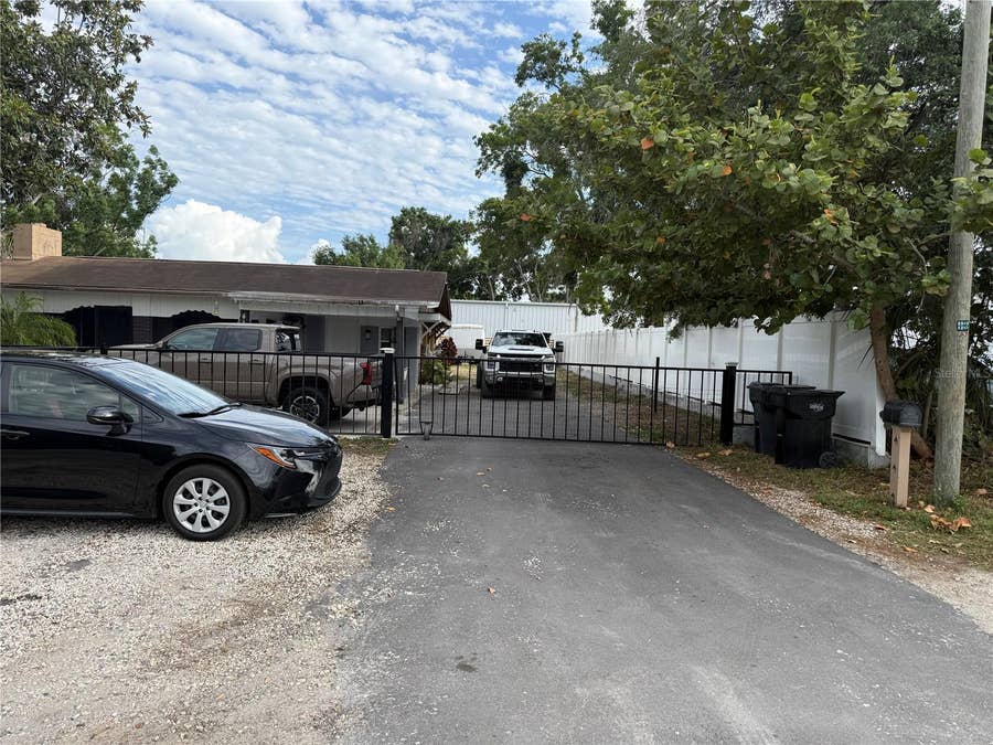 Property photo for 4106 W SOUTH AVENUE, Tampa, FL