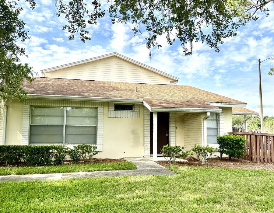 Property photo for 14607 PINE GLEN CIRCLE, Lutz, FL