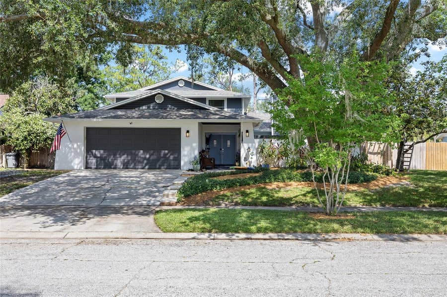 Property photo for 15620 GARDENSIDE LANE, Tampa, FL