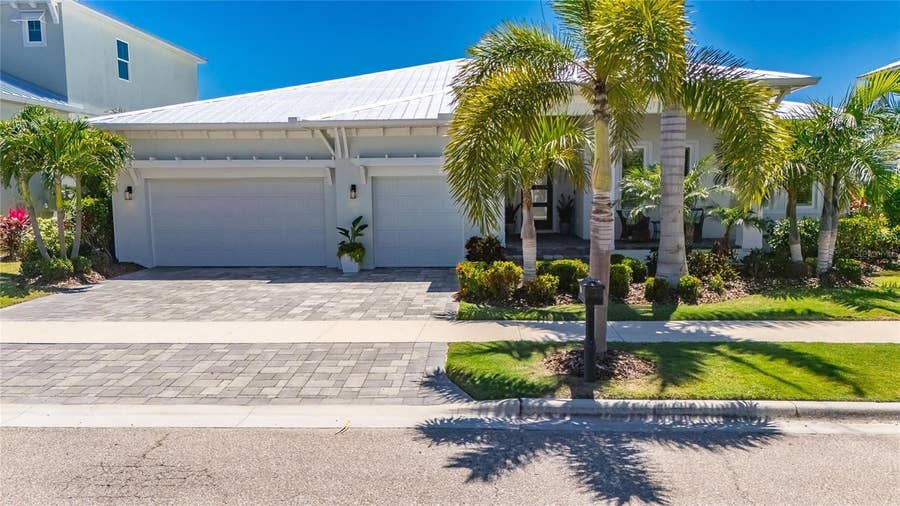 Property photo for 5704 TYBEE ISLAND DRIVE, Apollo Beach, FL