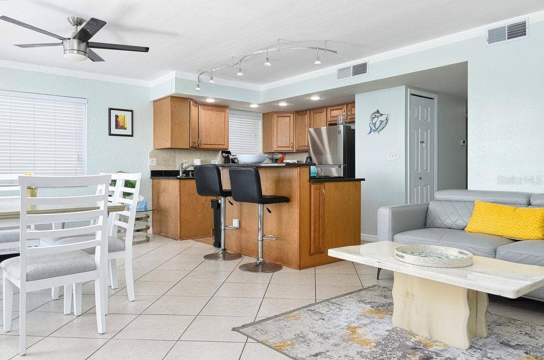 125 110TH AVENUE, #1, Treasure Island, FL 33706 125 110TH AVENUE, #1, Treasure Island, FL 33706