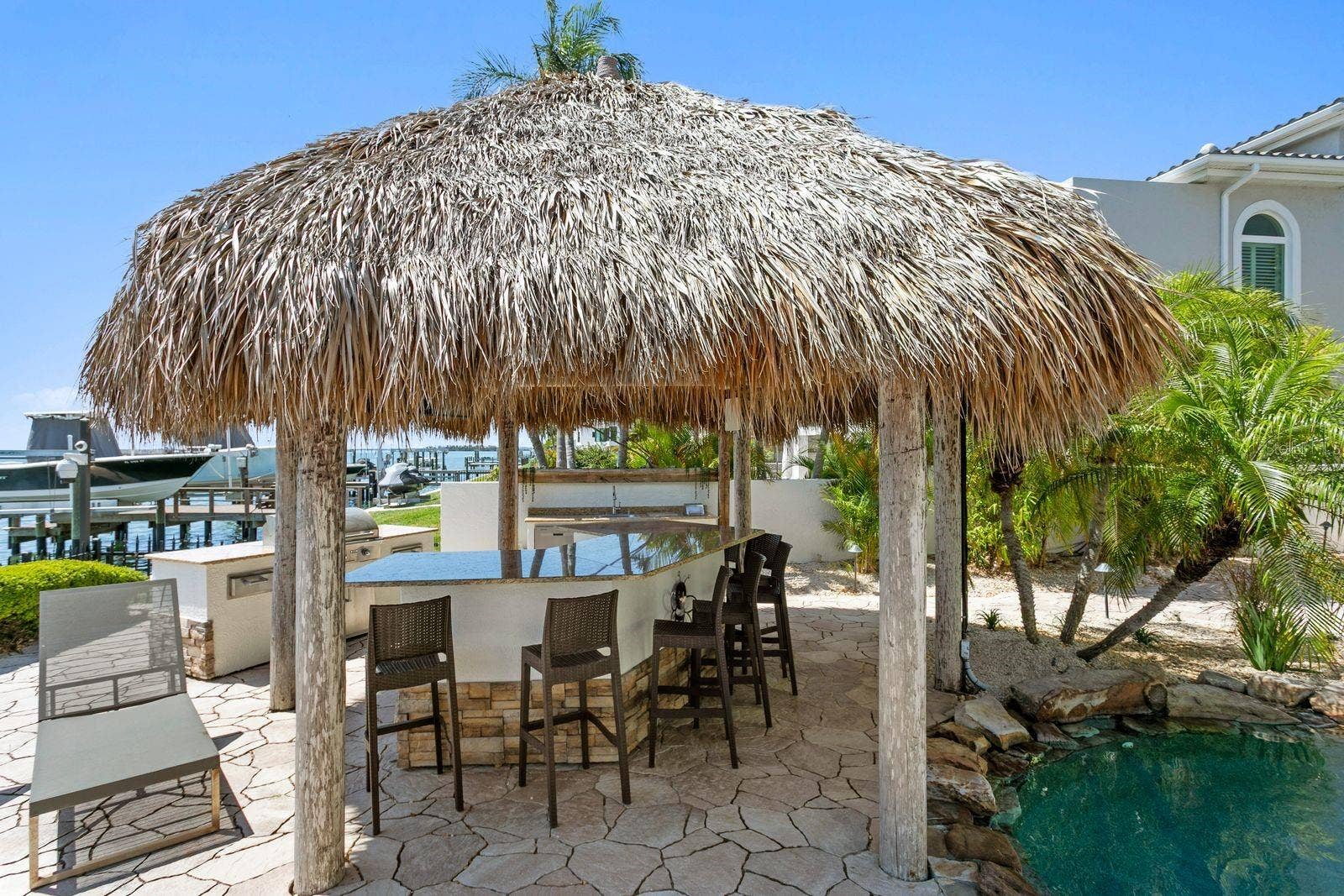 Another view of the tiki hut area.