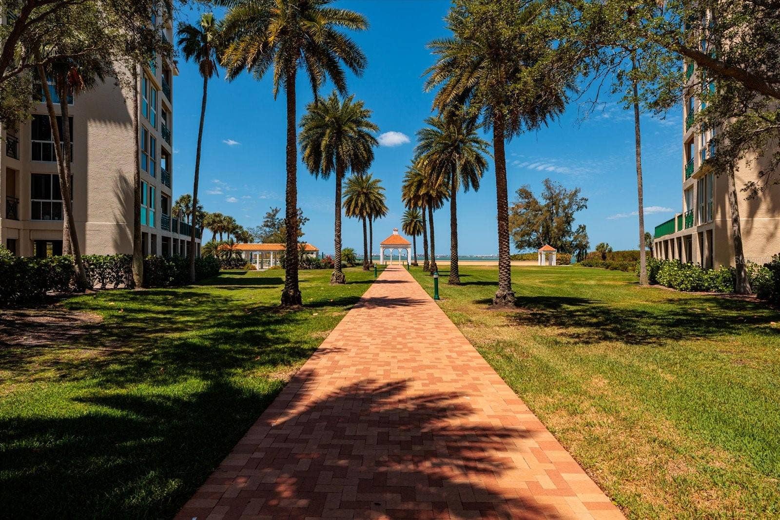 4801 OSPREY DRIVE S, #207, St Petersburg, FL 33711