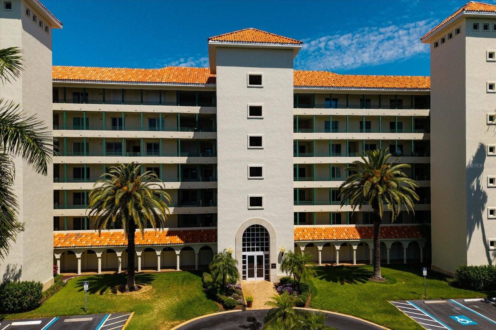 4801 OSPREY DRIVE S, #207, St Petersburg, FL 33711