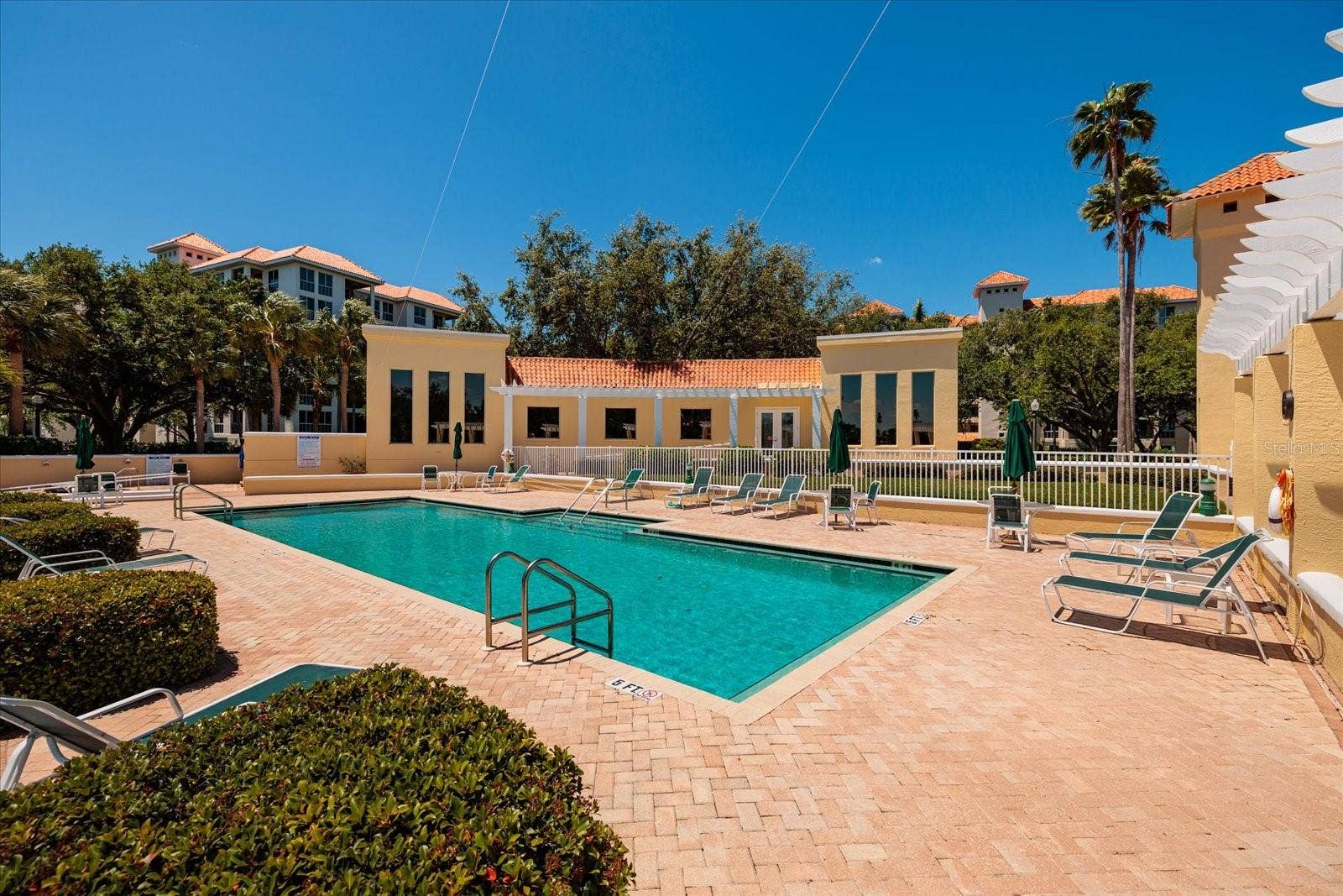 4801 OSPREY DRIVE S, #207, St Petersburg, FL 33711