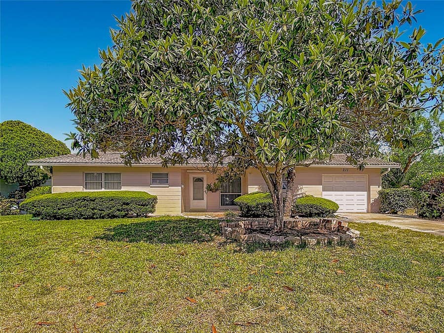 Property photo for 211 NW MONROE CIRCLE N, St Petersburg, FL