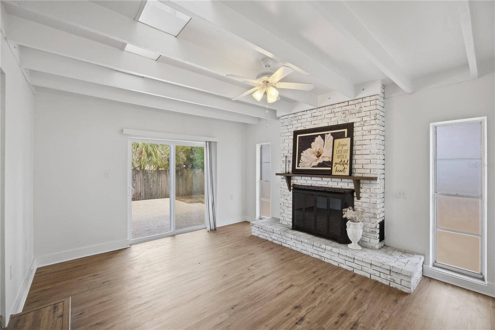 4606 E LINEBAUGH AVENUE, Tampa, FL 33617 4606 E LINEBAUGH AVENUE, Tampa, FL 33617