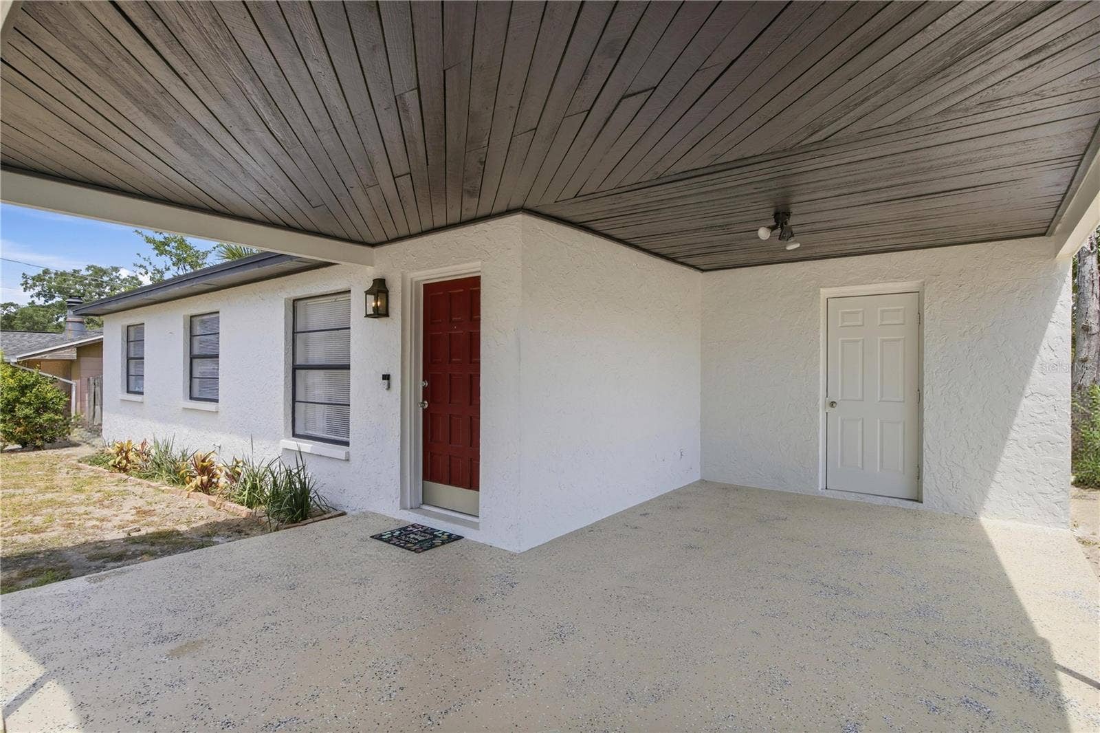 4606 E LINEBAUGH AVENUE, Tampa, FL 33617 4606 E LINEBAUGH AVENUE, Tampa, FL 33617
