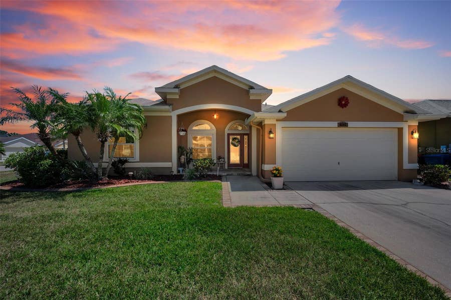 Property photo for 8202 WILD OAKS CIRCLE, Largo, FL