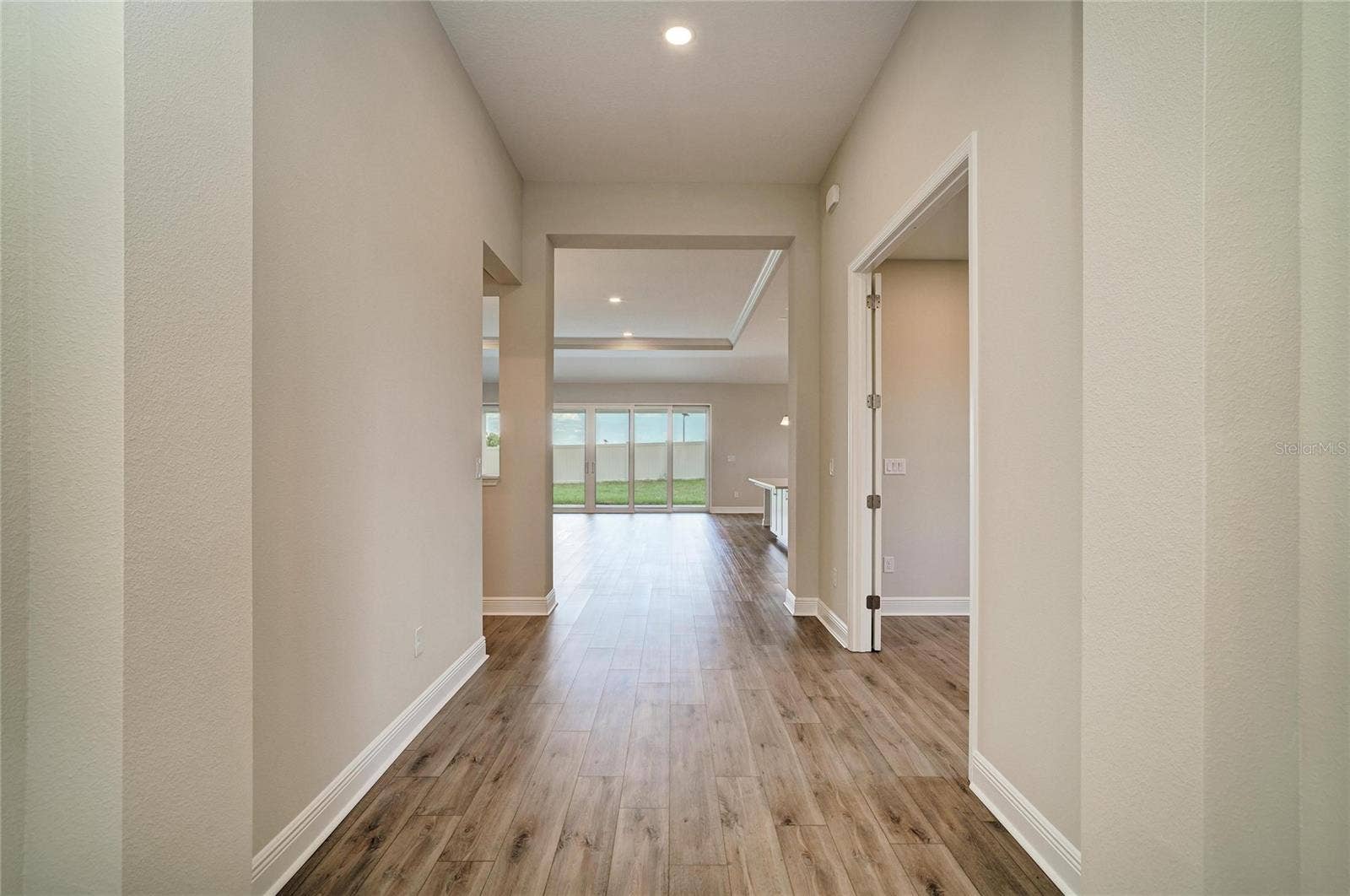 9806 LEAF GREEN LANE, Dade City, FL 33525 9806 LEAF GREEN LANE, Dade City, FL 33525