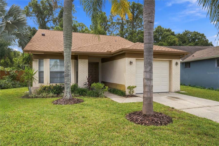 Property photo for 8601 TWIN FARMS PL, Tampa, FL