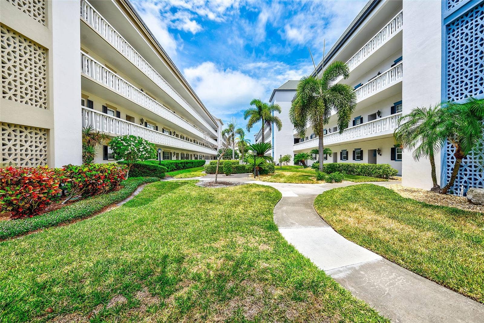 131 BLUFF VIEW DRIVE, #401, Belleair Bluffs, FL 33770 131 BLUFF VIEW DRIVE, #401, Belleair Bluffs, FL 33770