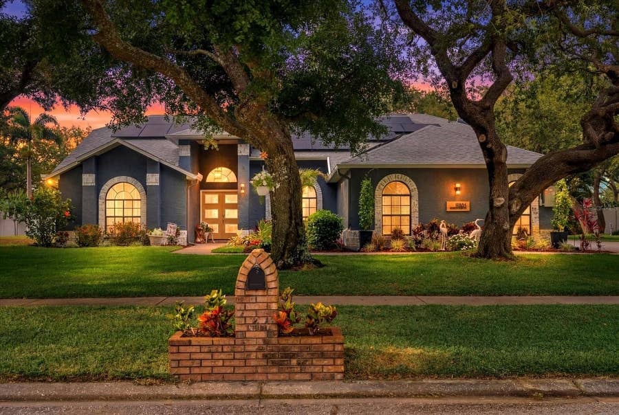 Property photo for 8806 CROSSWOOD COURT, Riverview, FL