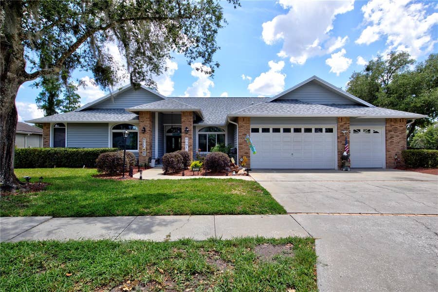Property photo for 5725 WEDGEFIELD DRIVE, Zephyrhills, FL