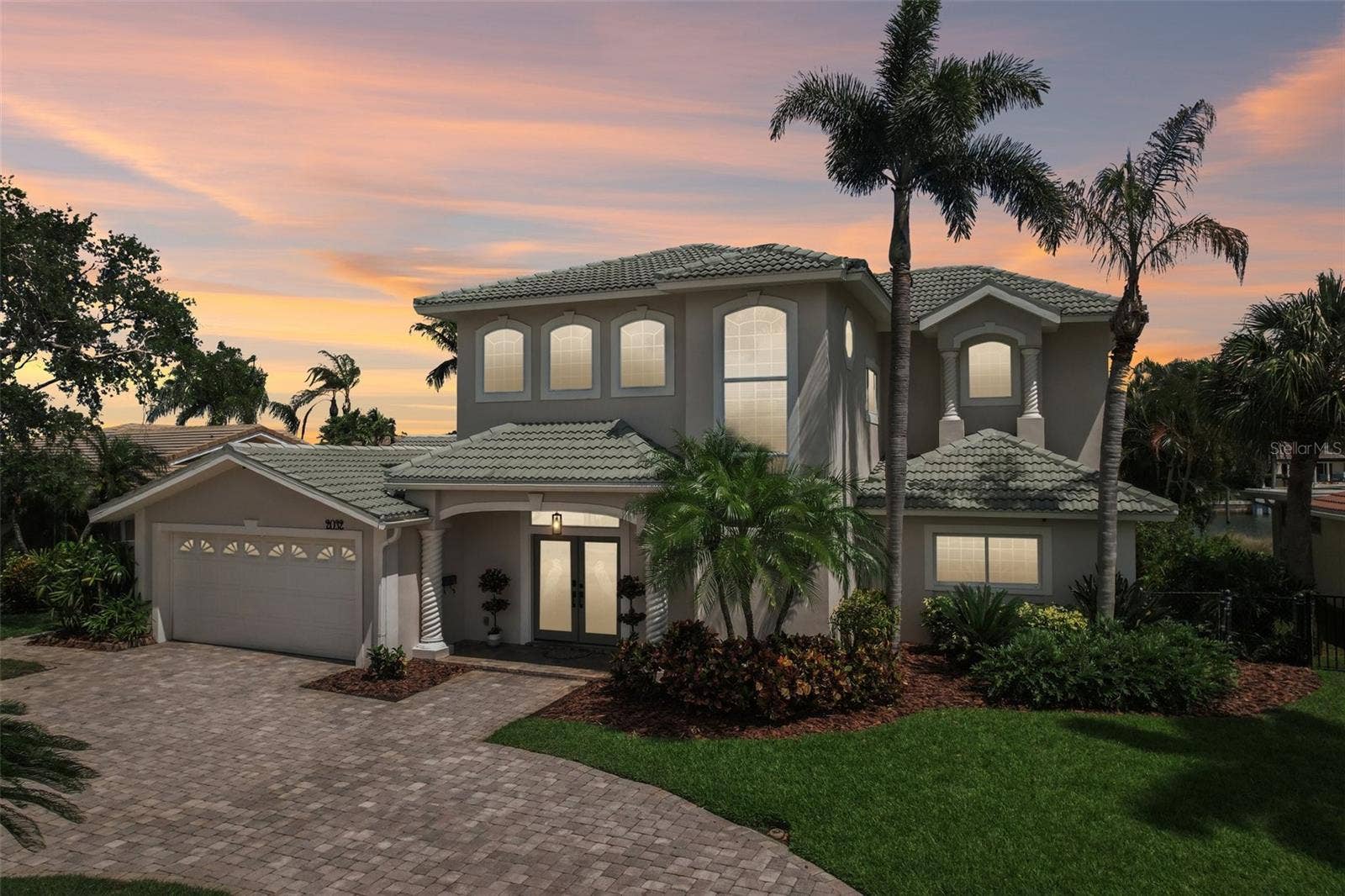 2032 MASSACHUSETTS AVENUE NE, St Petersburg, FL 33703 2032 MASSACHUSETTS AVENUE NE, St Petersburg, FL 33703