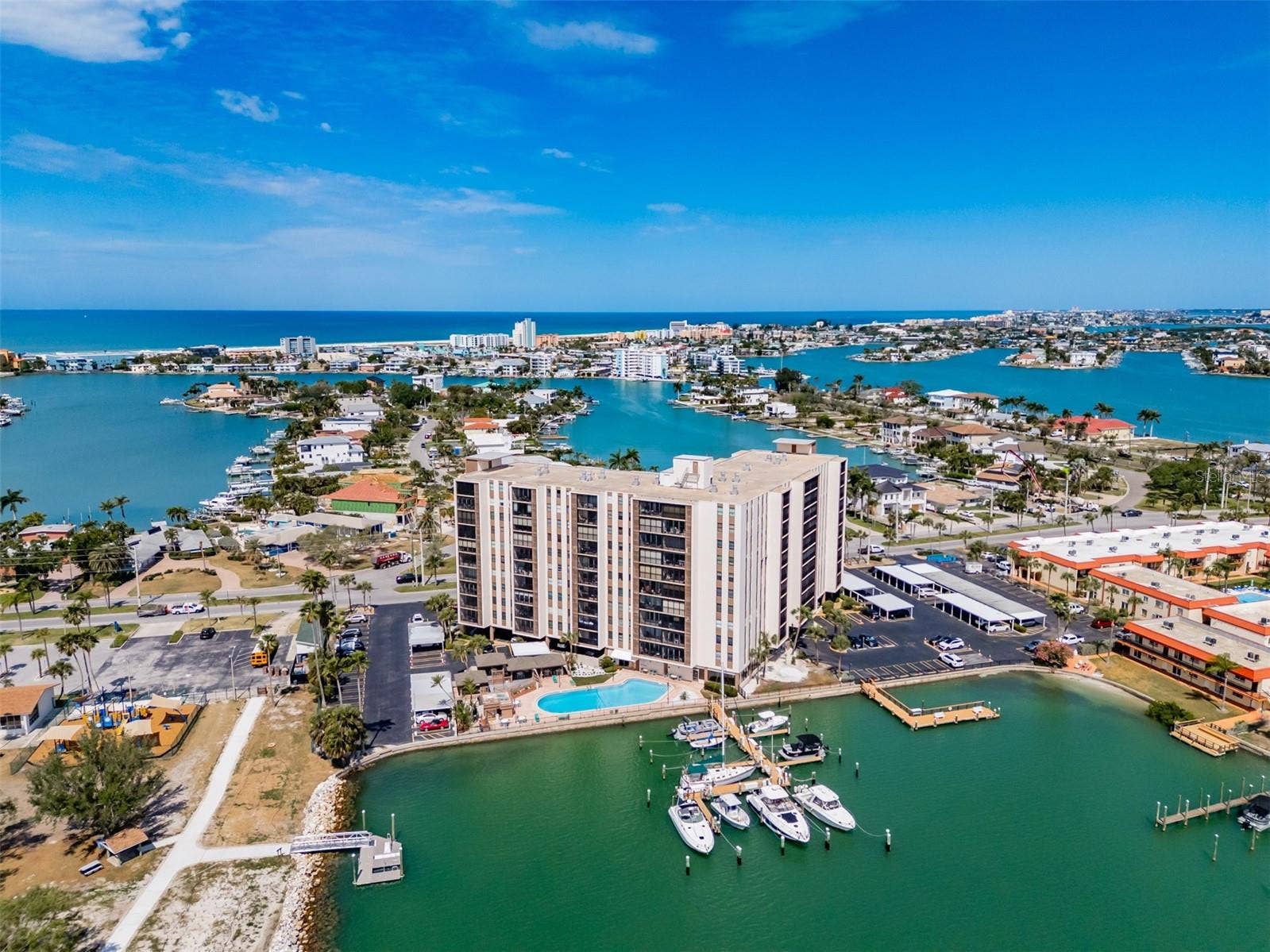 10355 PARADISE BOULEVARD, #511, Treasure Island, FL 33706 10355 PARADISE BOULEVARD, #511, Treasure Island, FL 33706