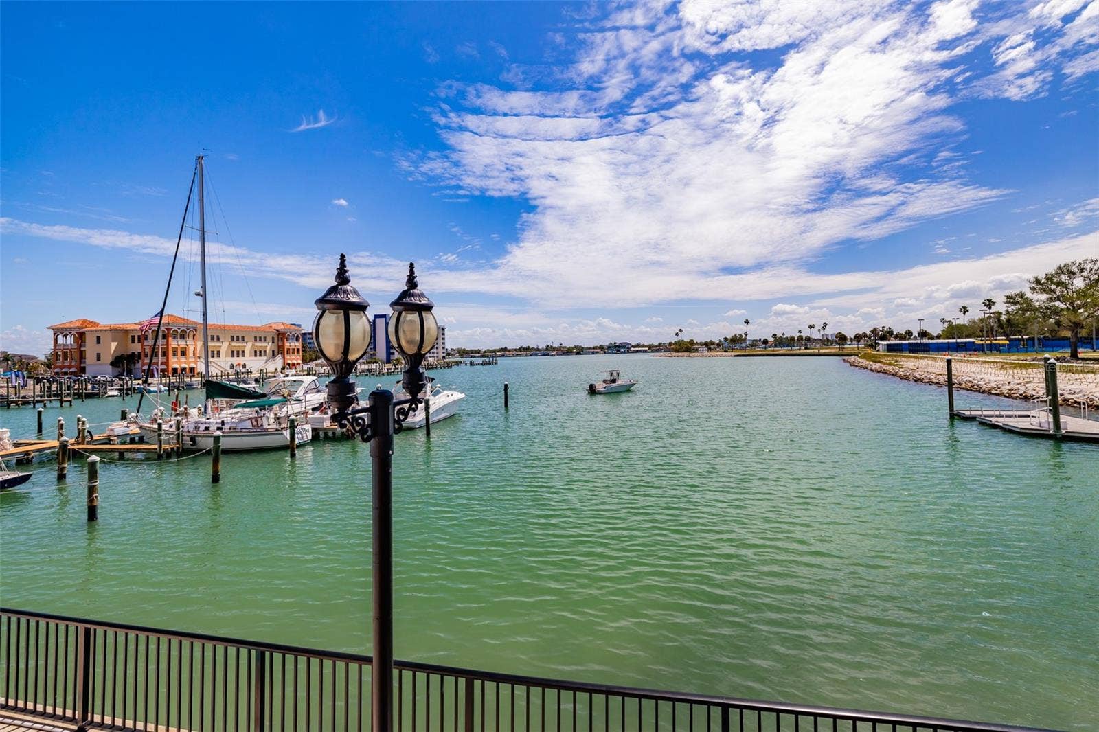 10355 PARADISE BOULEVARD, #511, Treasure Island, FL 33706 10355 PARADISE BOULEVARD, #511, Treasure Island, FL 33706