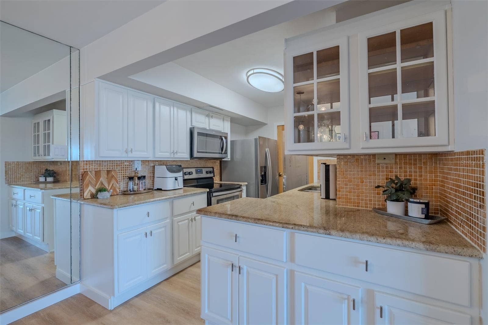 10355 PARADISE BOULEVARD, #511, Treasure Island, FL 33706 10355 PARADISE BOULEVARD, #511, Treasure Island, FL 33706