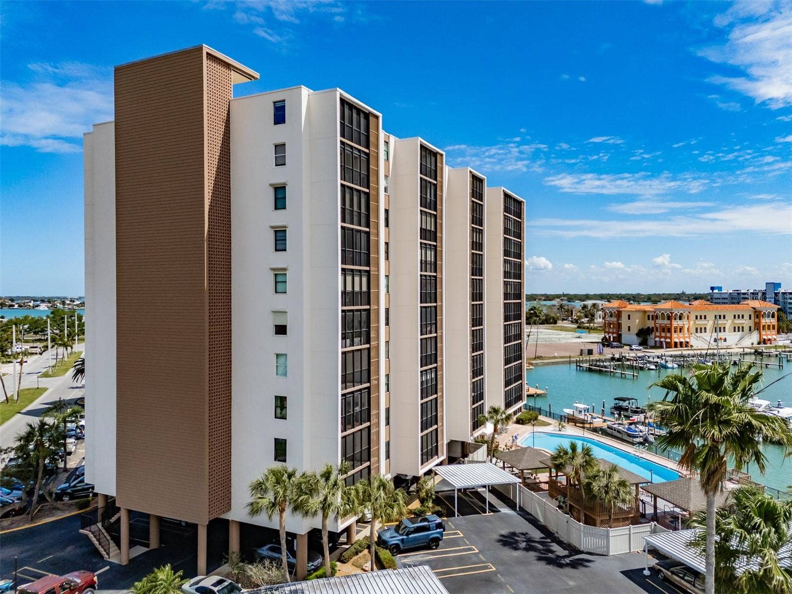 10355 PARADISE BOULEVARD, #511, Treasure Island, FL 33706 10355 PARADISE BOULEVARD, #511, Treasure Island, FL 33706
