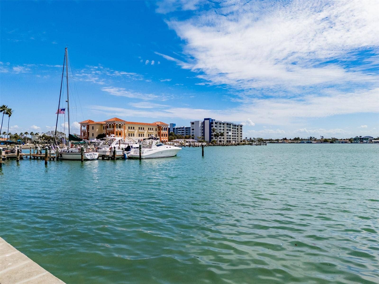 10355 PARADISE BOULEVARD, #511, Treasure Island, FL 33706 10355 PARADISE BOULEVARD, #511, Treasure Island, FL 33706