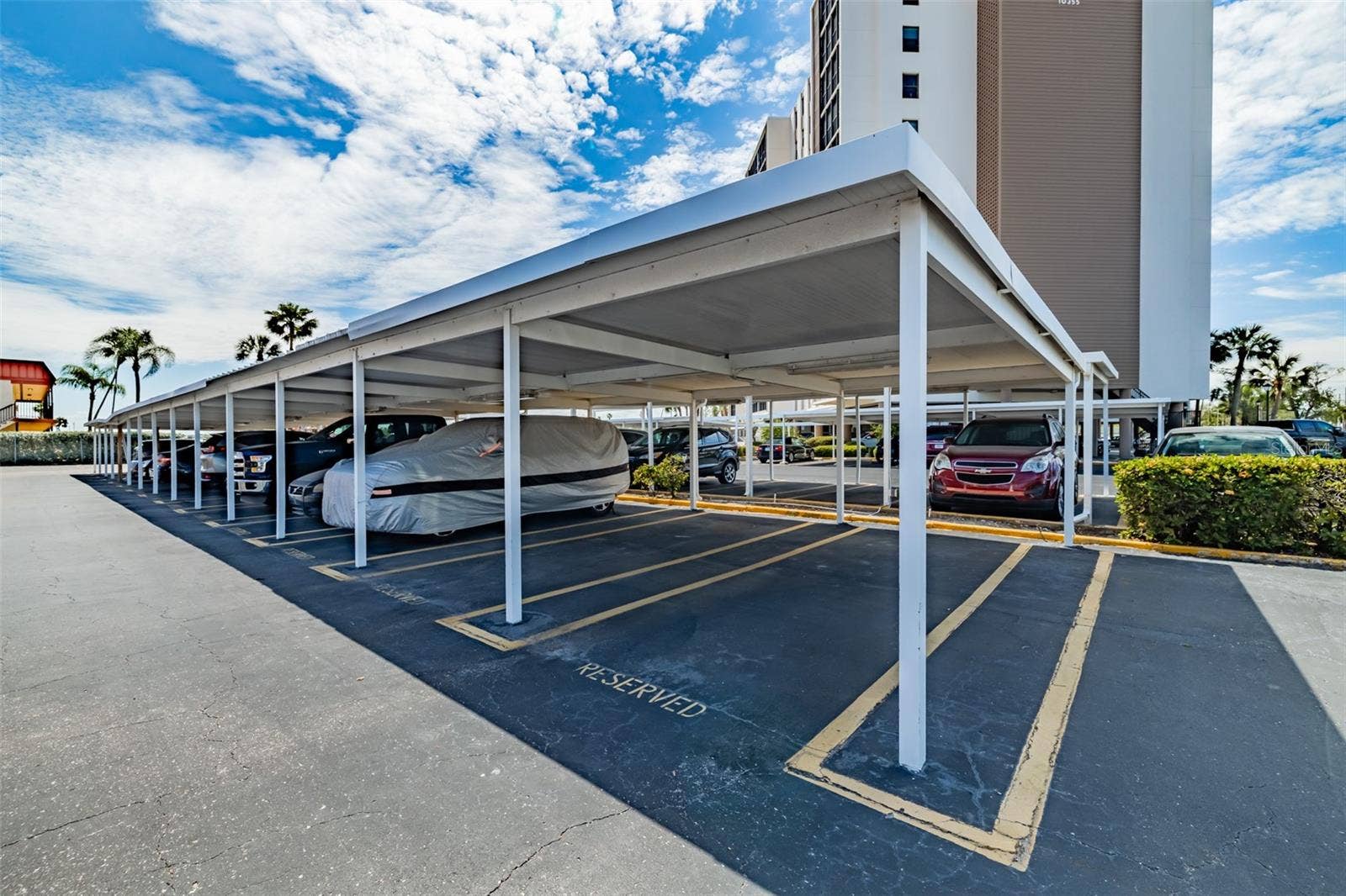 10355 PARADISE BOULEVARD, #511, Treasure Island, FL 33706 10355 PARADISE BOULEVARD, #511, Treasure Island, FL 33706