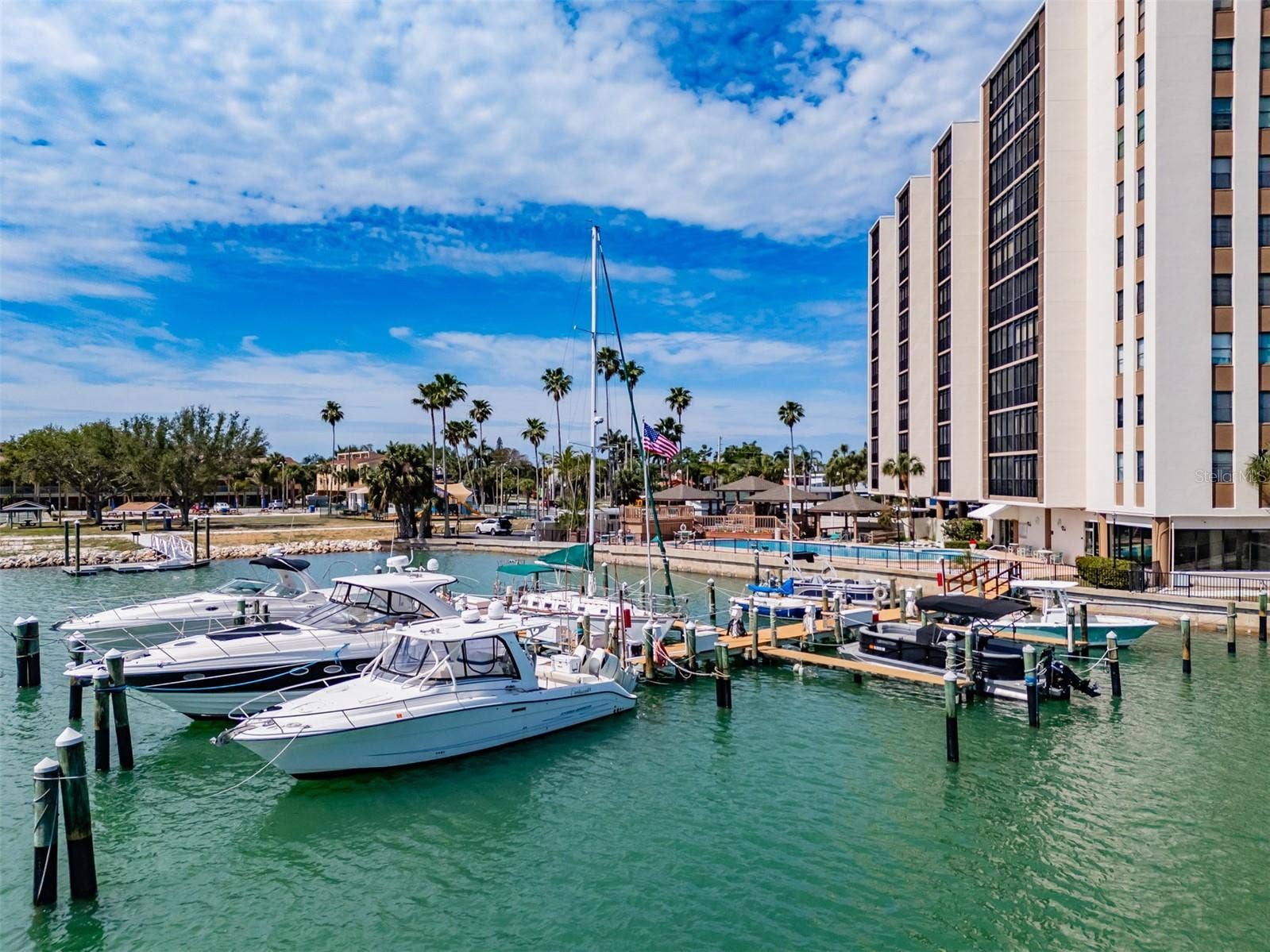 10355 PARADISE BOULEVARD, #511, Treasure Island, FL 33706 10355 PARADISE BOULEVARD, #511, Treasure Island, FL 33706