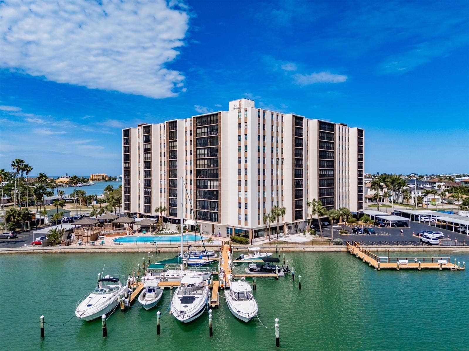 10355 PARADISE BOULEVARD, #511, Treasure Island, FL 33706 10355 PARADISE BOULEVARD, #511, Treasure Island, FL 33706