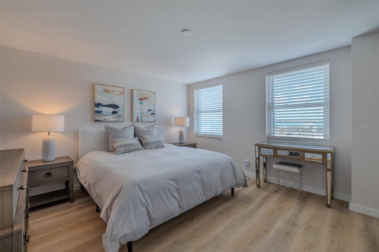 10355 PARADISE BOULEVARD, #511, Treasure Island, FL 33706 10355 PARADISE BOULEVARD, #511, Treasure Island, FL 33706