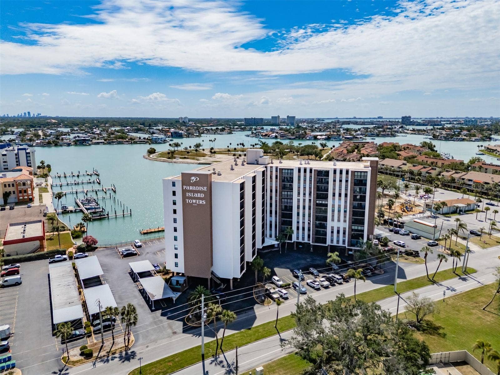 10355 PARADISE BOULEVARD, #511, Treasure Island, FL 33706 10355 PARADISE BOULEVARD, #511, Treasure Island, FL 33706