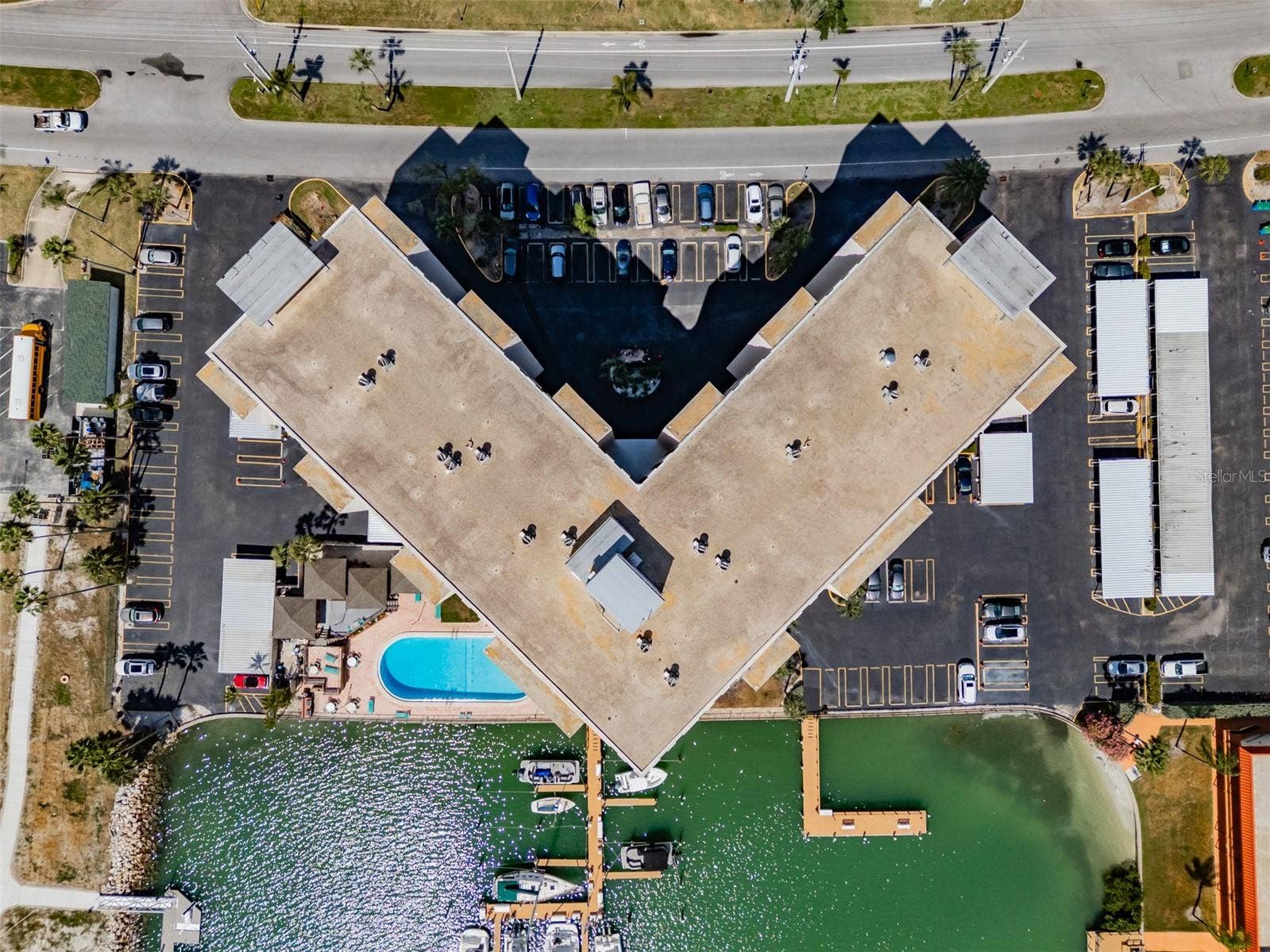 10355 PARADISE BOULEVARD, #511, Treasure Island, FL 33706 10355 PARADISE BOULEVARD, #511, Treasure Island, FL 33706