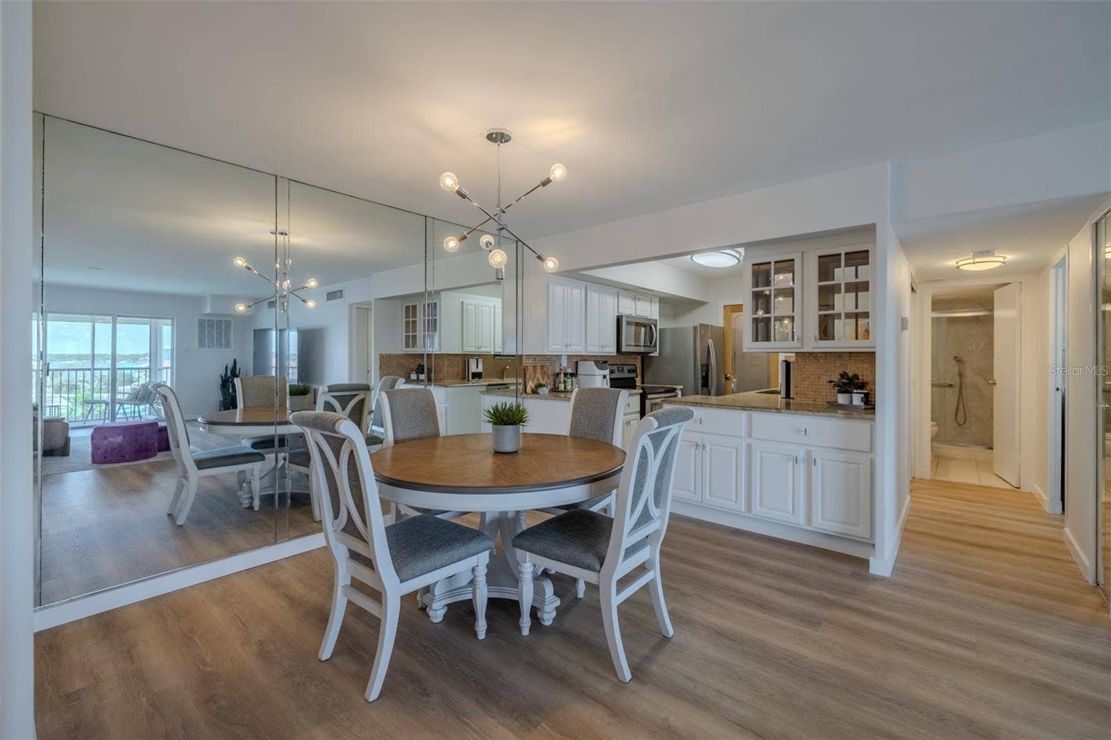 10355 PARADISE BOULEVARD, #511, Treasure Island, FL 33706 10355 PARADISE BOULEVARD, #511, Treasure Island, FL 33706
