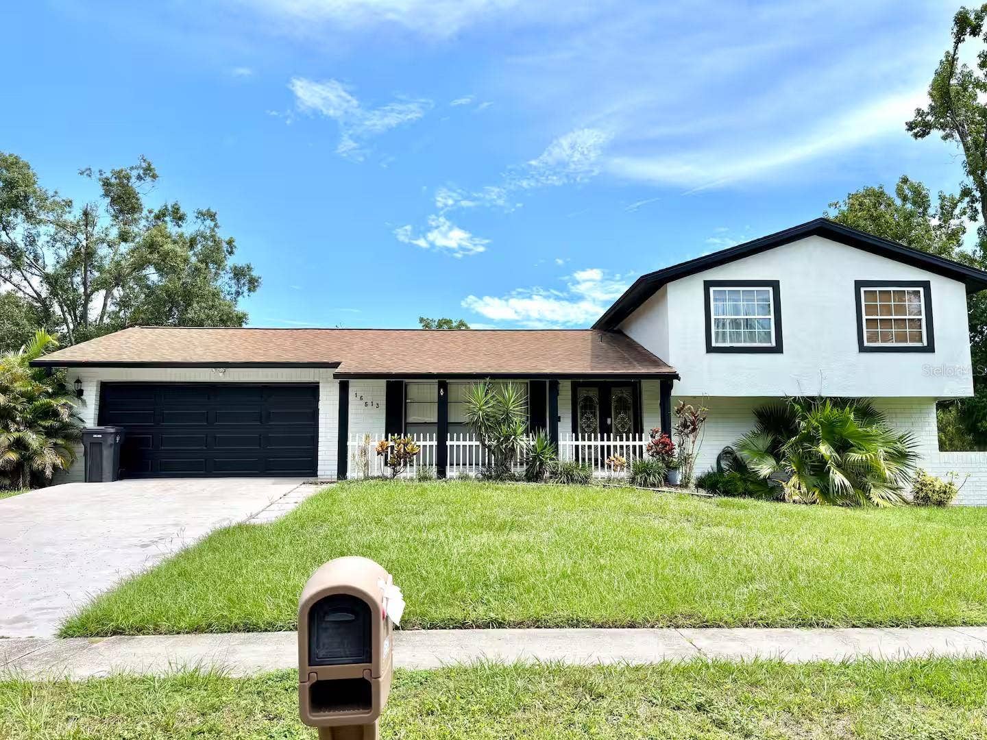 16513 SILVERHILL DRIVE, Tampa, FL 33624 16513 SILVERHILL DRIVE, Tampa, FL 33624