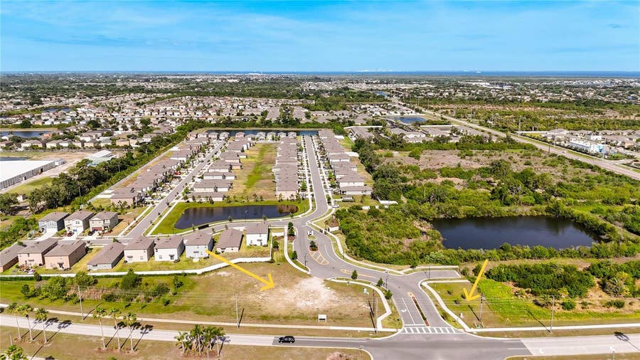 Property photo for 2282 JUNGLE DRIVE, Ruskin, FL