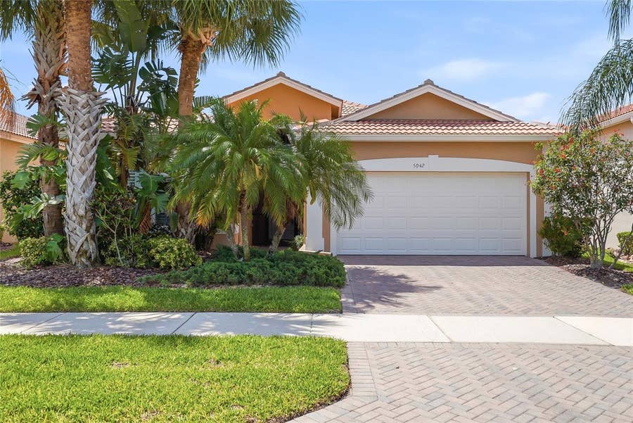 Property photo for 5042 SANDY BROOK CIRCLE, Wimauma, FL