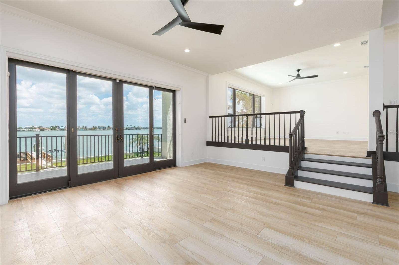 4 PARADISE LANE, Treasure Island, FL 33706 4 PARADISE LANE, Treasure Island, FL 33706