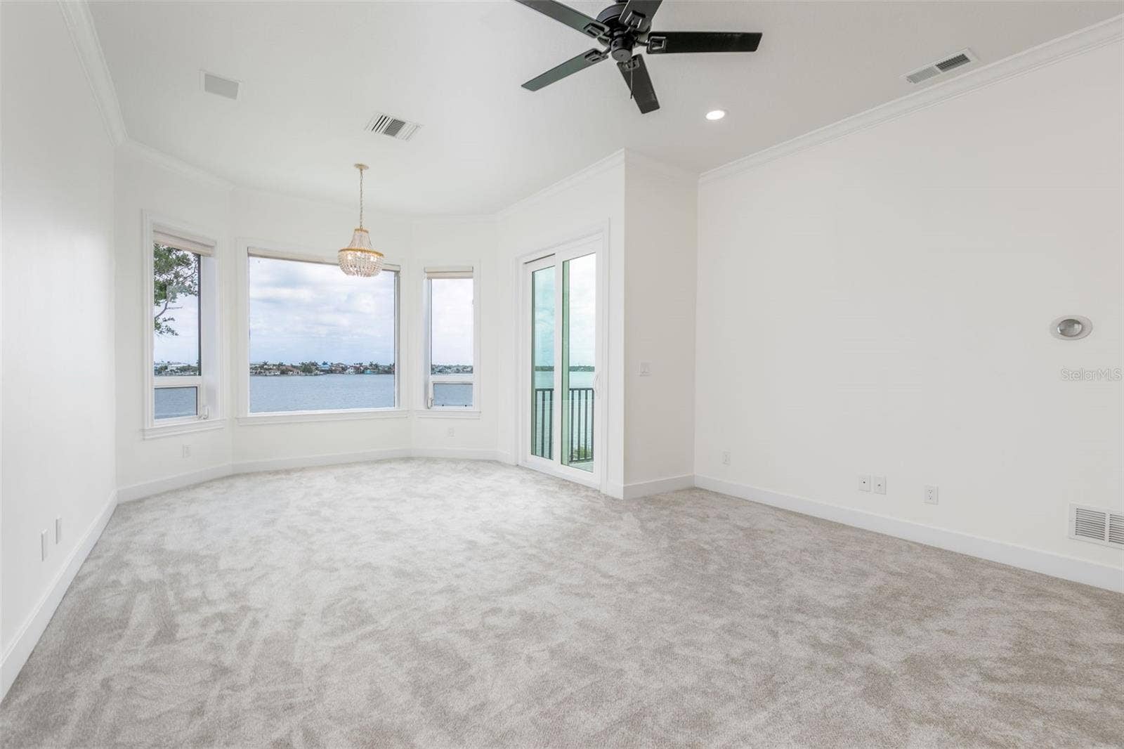 4 PARADISE LANE, Treasure Island, FL 33706 4 PARADISE LANE, Treasure Island, FL 33706