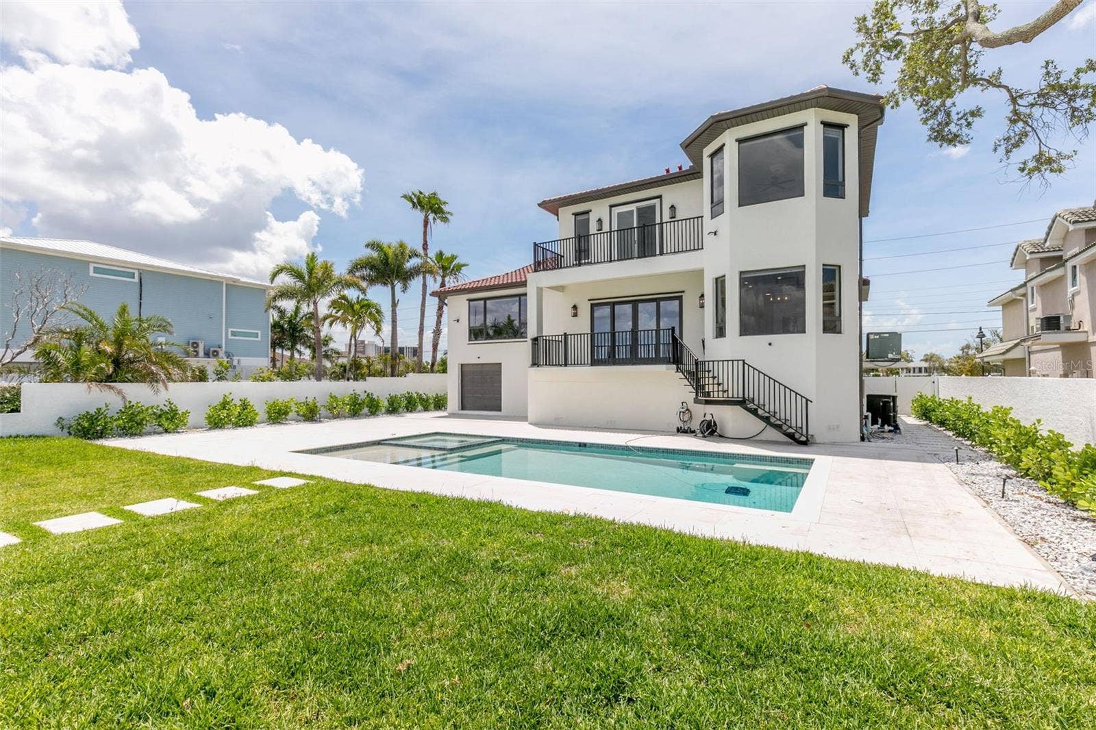 4 PARADISE LANE, Treasure Island, FL 33706 4 PARADISE LANE, Treasure Island, FL 33706
