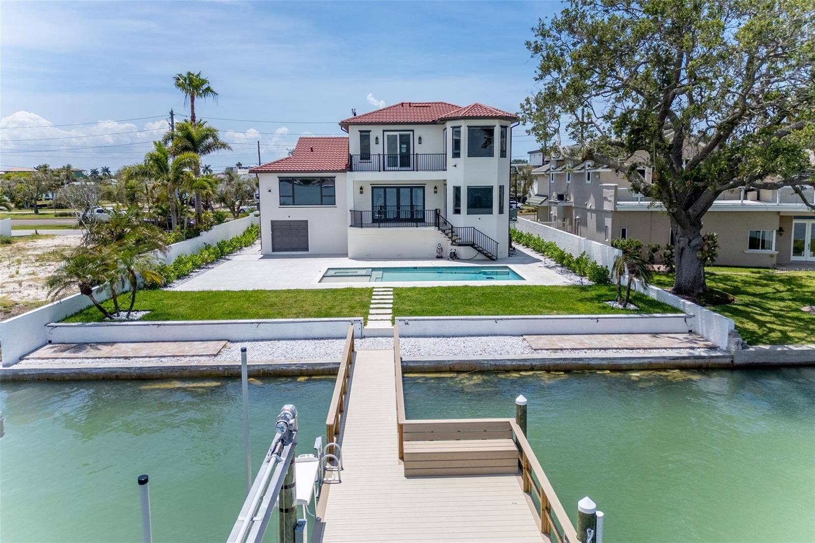 4 PARADISE LANE, Treasure Island, FL 33706 4 PARADISE LANE, Treasure Island, FL 33706