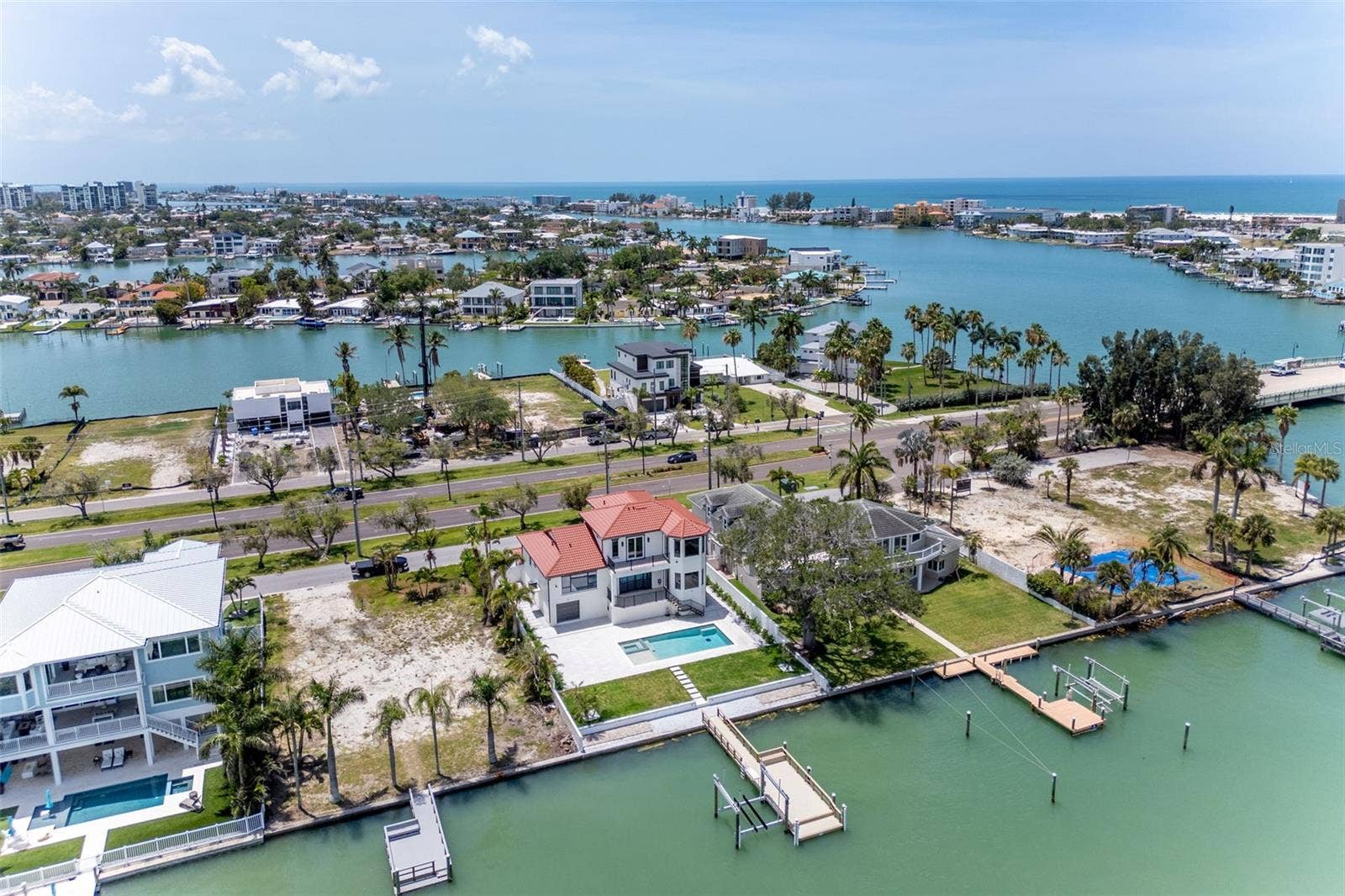 4 PARADISE LANE, Treasure Island, FL 33706 4 PARADISE LANE, Treasure Island, FL 33706